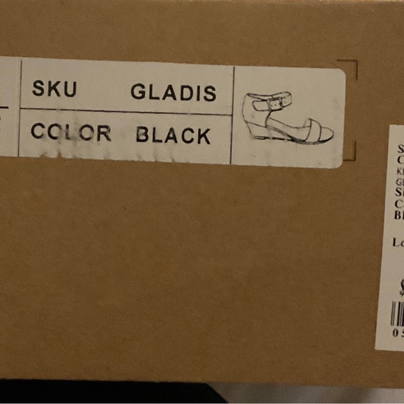 Black sandals women’s 8.5 - Picture 5 of 8